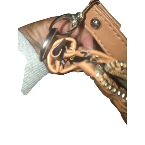 Rippled Bag Brown Zipper Closure - Picture 3 of 6